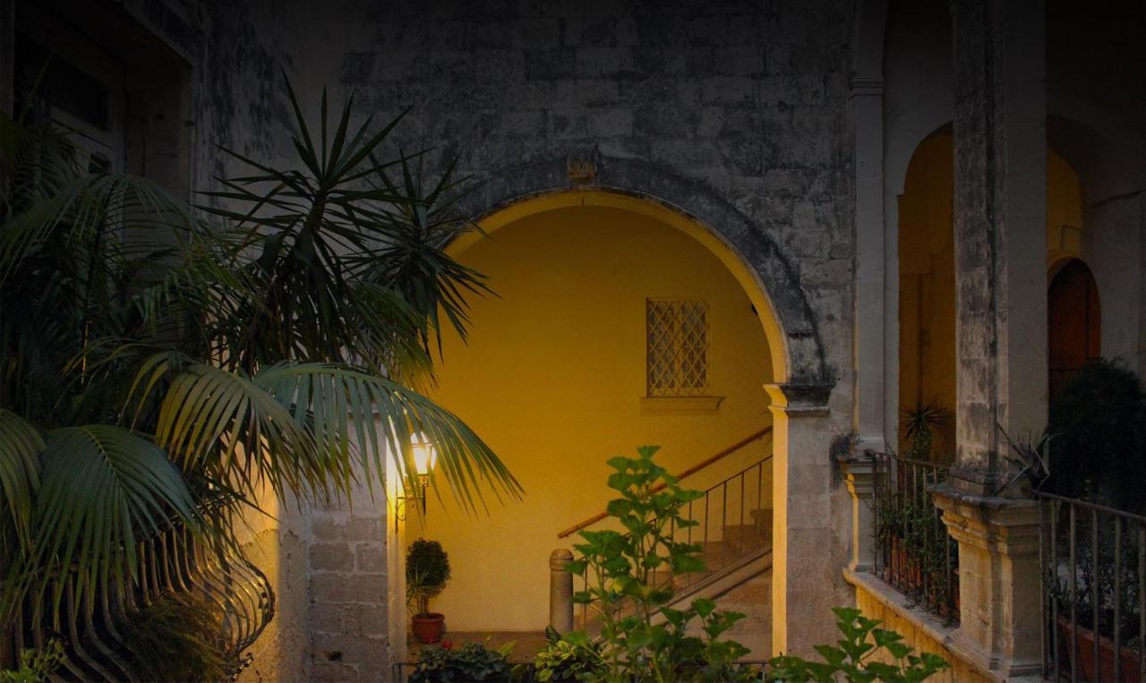 B&B Palazzo Sambiasi Lecce Buitenkant foto