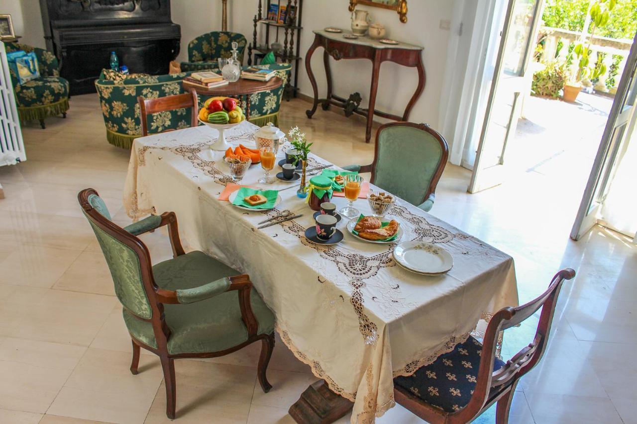 B&B Palazzo Sambiasi Lecce Buitenkant foto