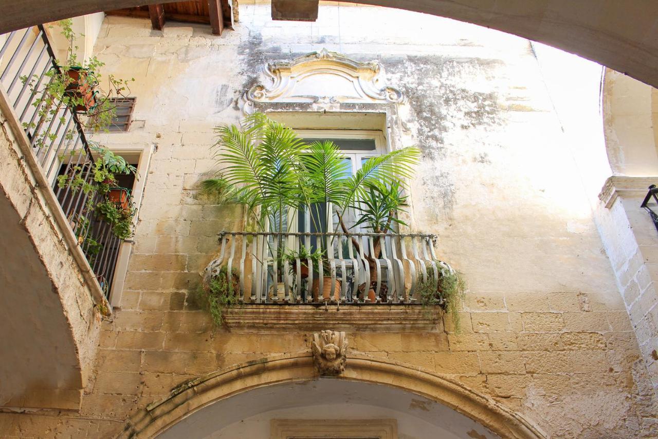 B&B Palazzo Sambiasi Lecce Buitenkant foto