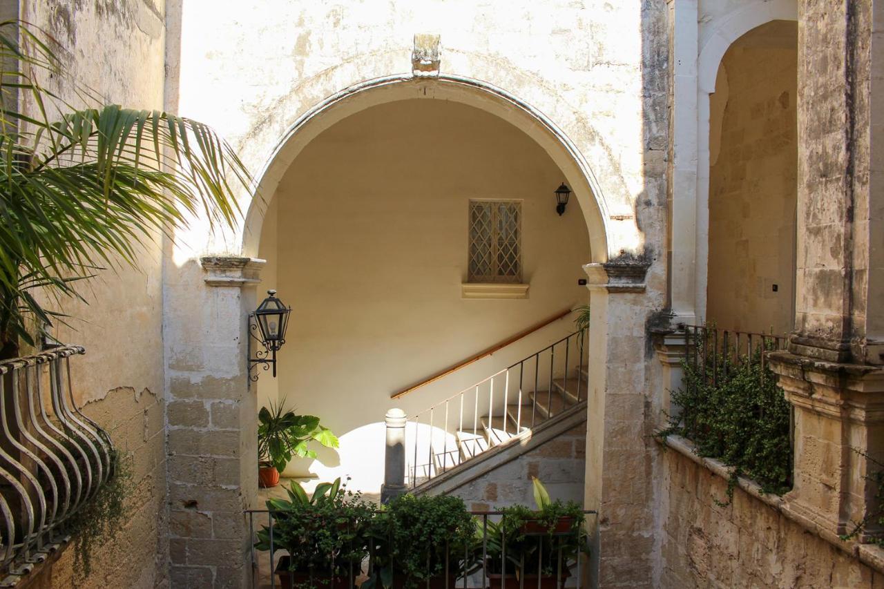 B&B Palazzo Sambiasi Lecce Buitenkant foto